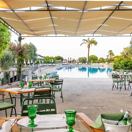 Masseria San Domenico منتجع 5*